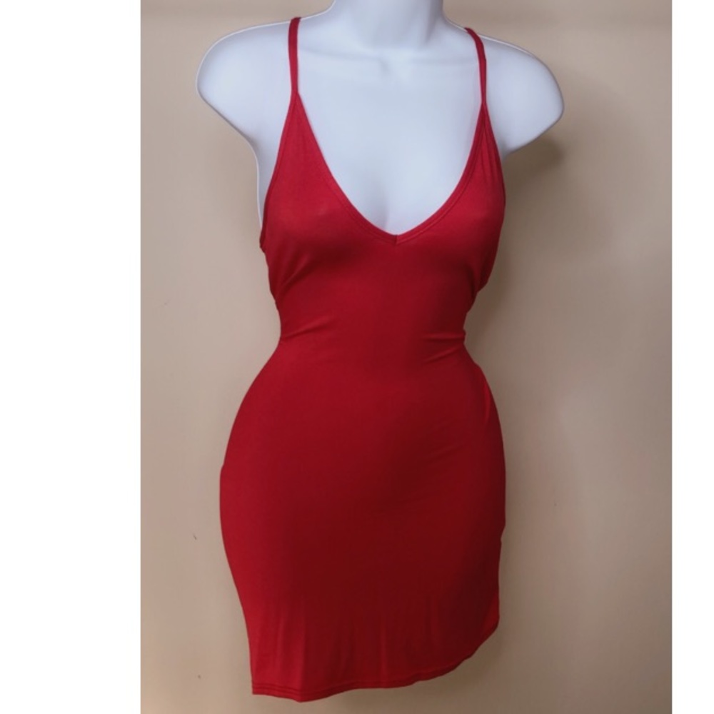 Red Ribbed Plunge Dress - Picture 2 of 3